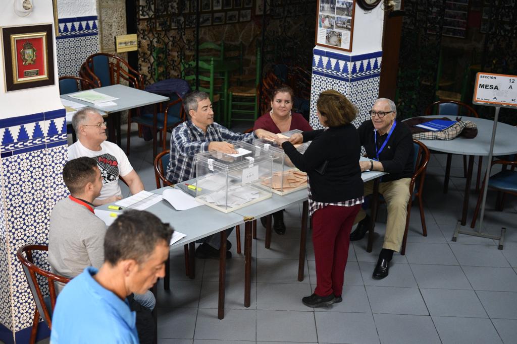 Repaso en imágenes de la jornada electoral del 10N