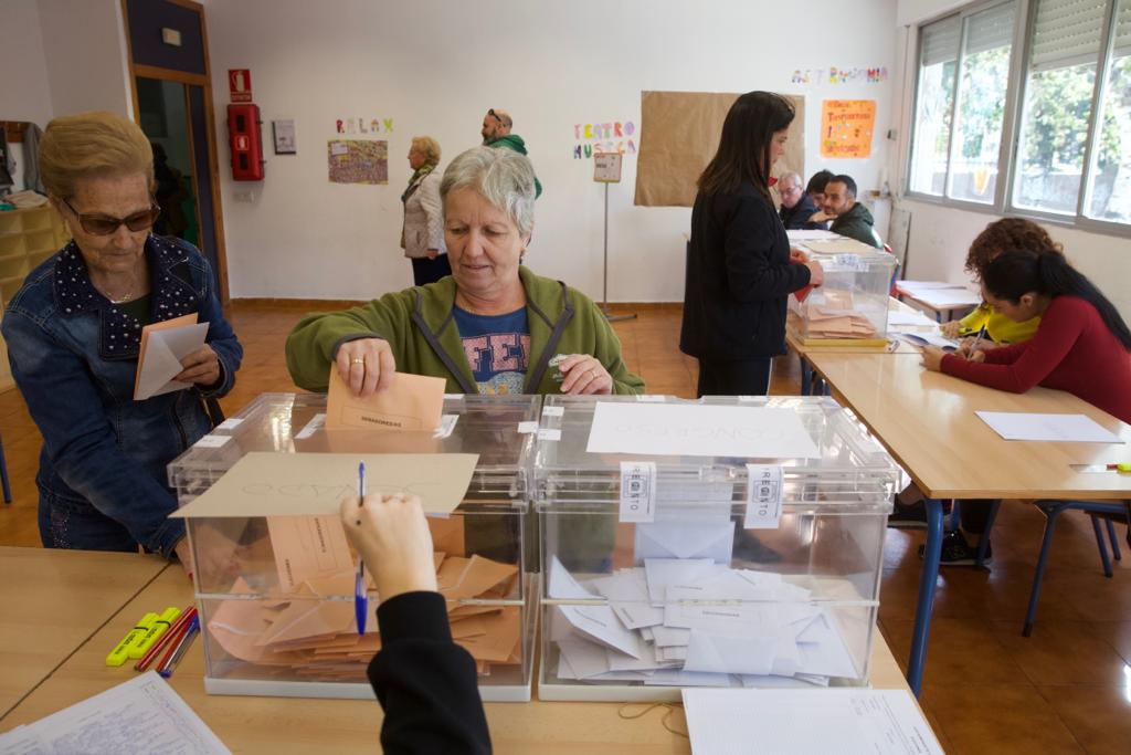 Repaso en imágenes de la jornada electoral del 10N