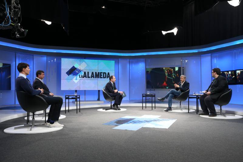 Ignacio López (PSOE), Juan Carlos Maldonado (CS) y Patricia Rueda (Vox) participan en el programa que dirige y presenta Manuel Castillo