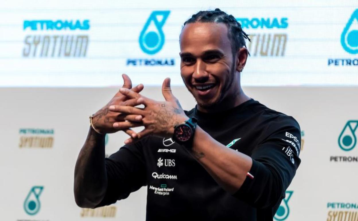 El piloto británico Lewis Hamilton, ya campeón del mundo, en el circuito de Interlagos. 