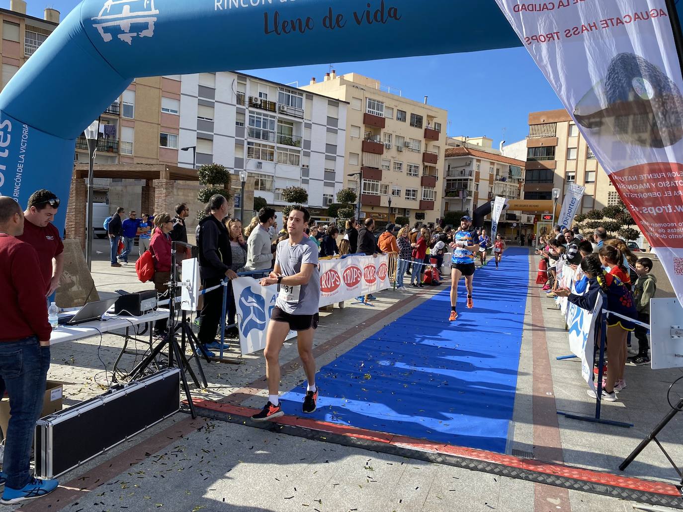 Los corredores Abdelhadi El Moaziz, del Cueva de Nerja-UMA, y Janine Lima, del Atletismo Málaga, se alzaron con la victoria.