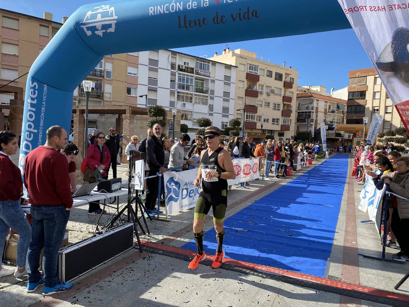 Los corredores Abdelhadi El Moaziz, del Cueva de Nerja-UMA, y Janine Lima, del Atletismo Málaga, se alzaron con la victoria.