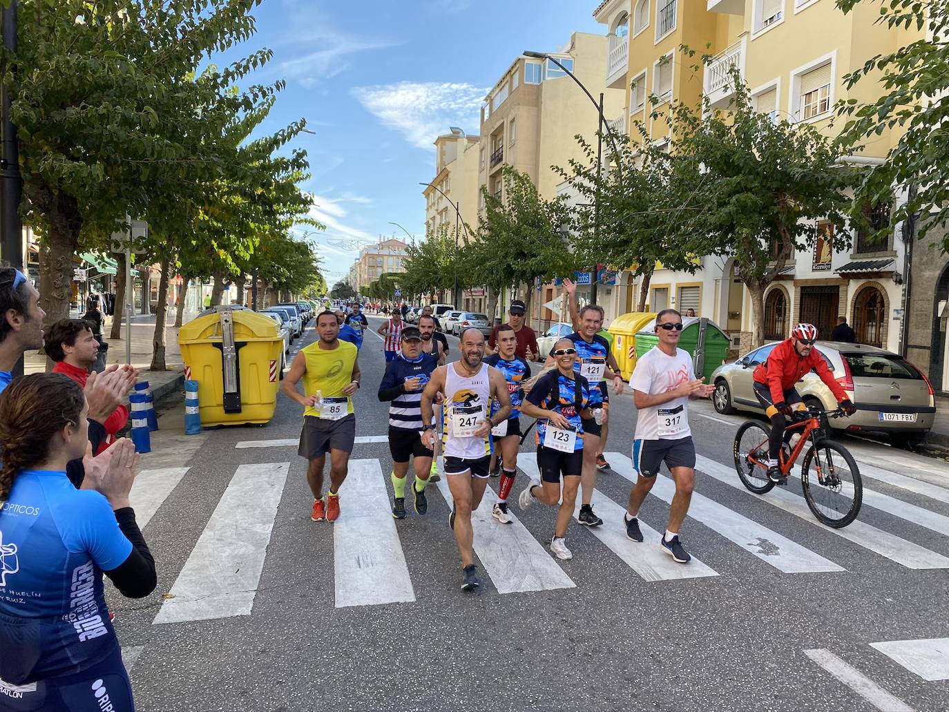 Los corredores Abdelhadi El Moaziz, del Cueva de Nerja-UMA, y Janine Lima, del Atletismo Málaga, se alzaron con la victoria.