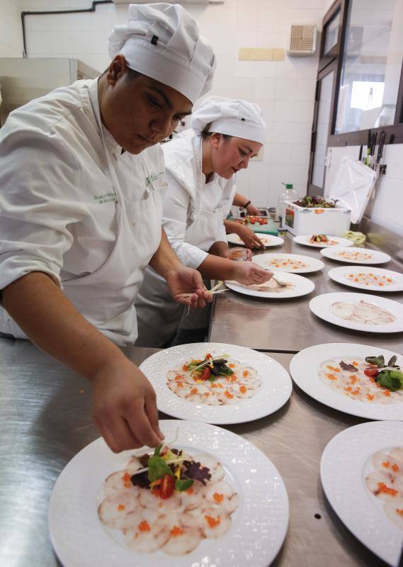 El restaurante de La Cónsula reabre al público. 