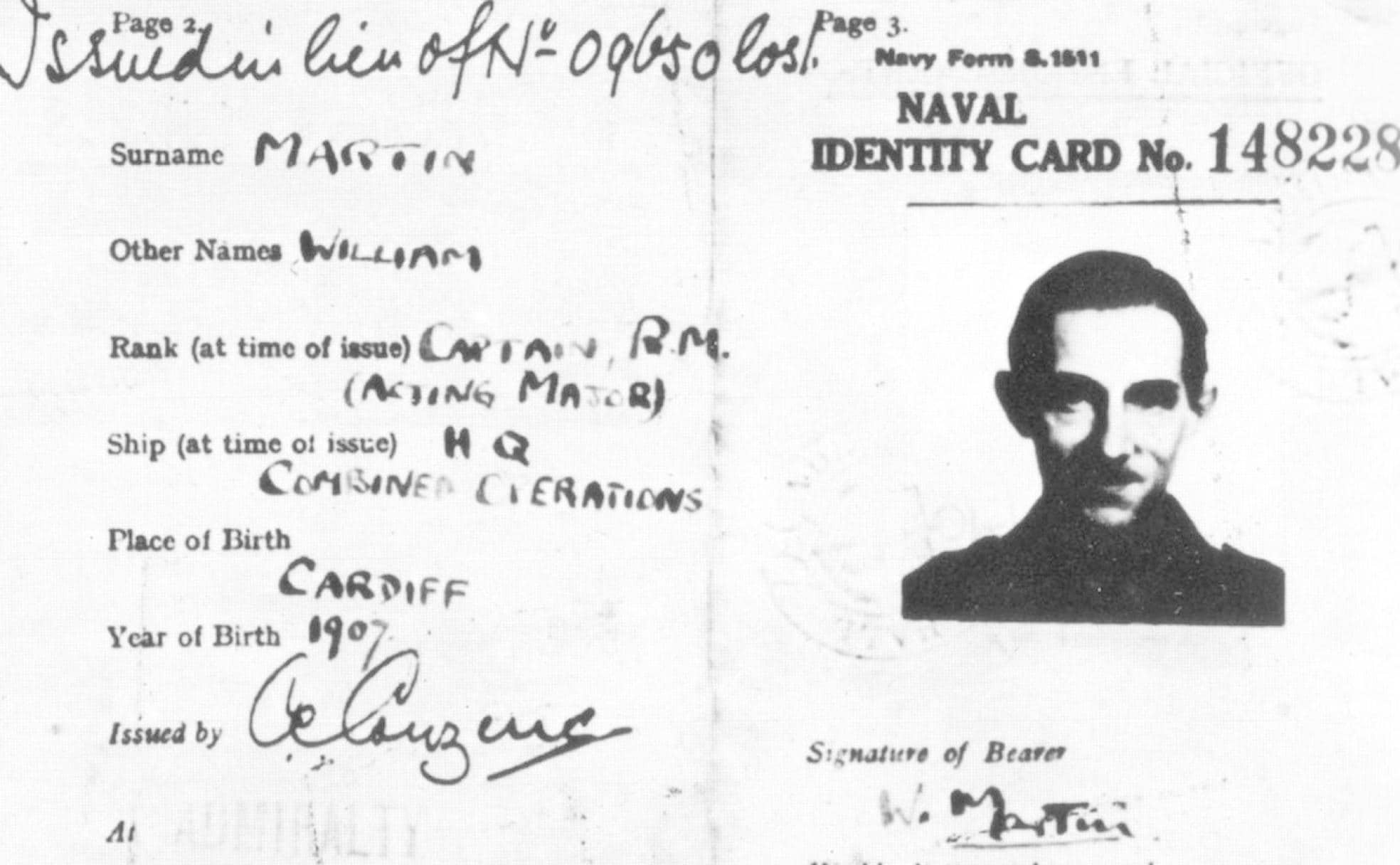 Documentación que identificaba el cuerpo encontrado en 1943 por un pescador de Huelva como el del comandante William Martin.