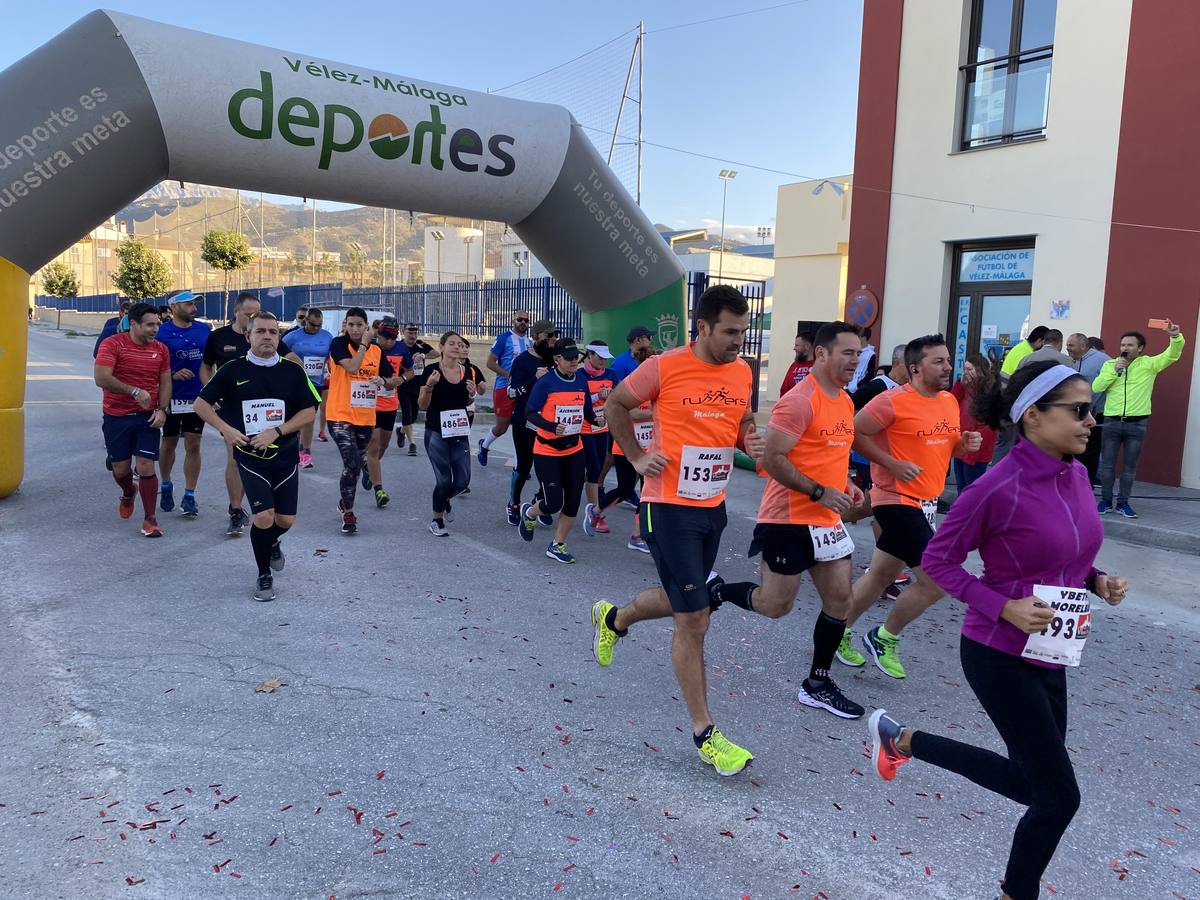 Fotos: ¿Estuviste en la VI Media Maratón de Vélez? Búscate en nuestra galería