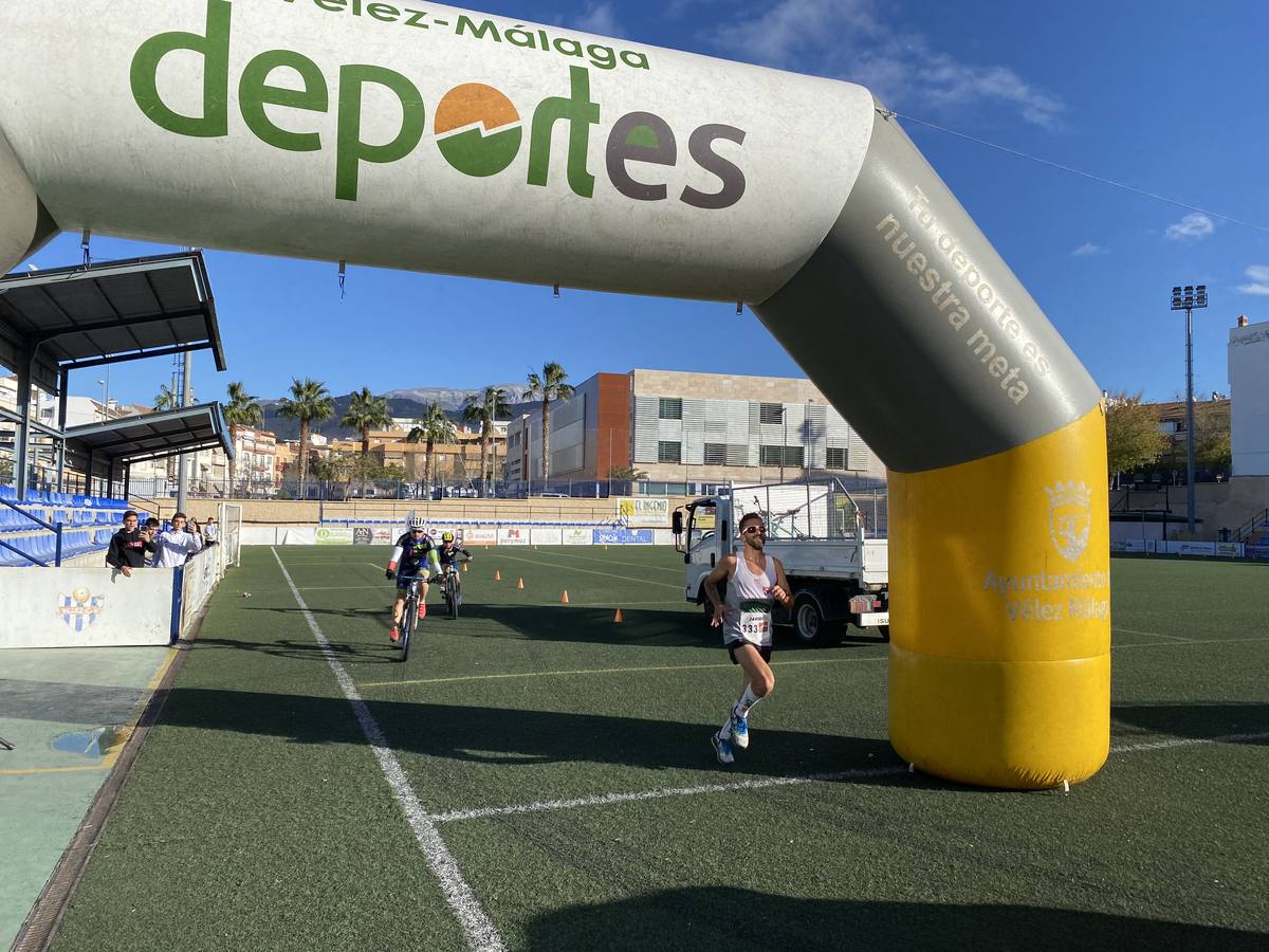 Fotos: ¿Estuviste en la VI Media Maratón de Vélez? Búscate en nuestra galería