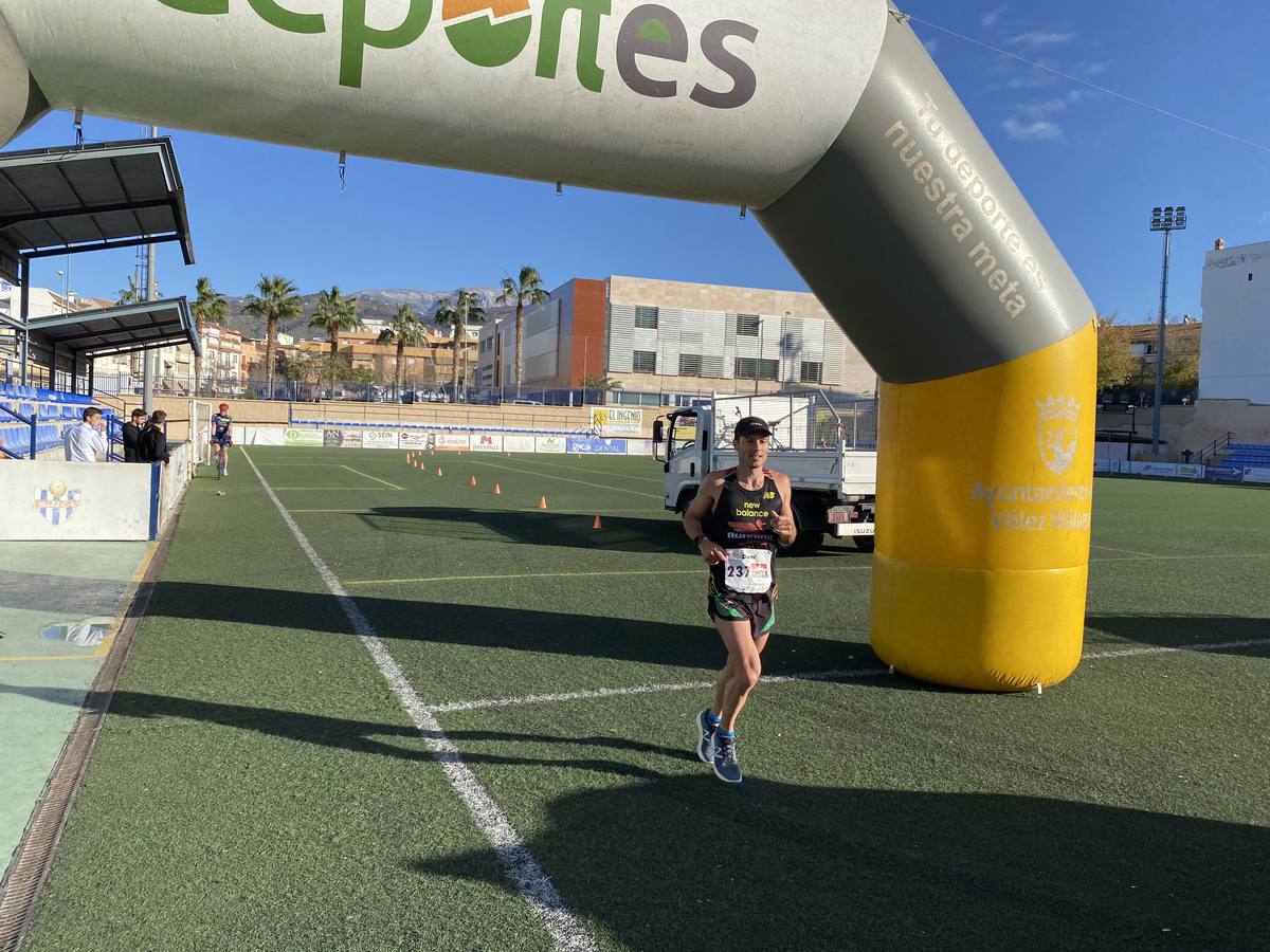 Fotos: ¿Estuviste en la VI Media Maratón de Vélez? Búscate en nuestra galería