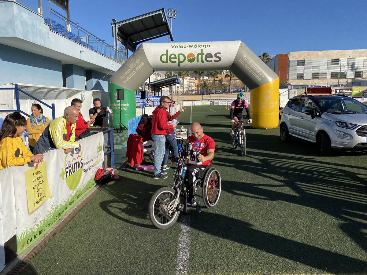 Fotos: ¿Estuviste en la VI Media Maratón de Vélez? Búscate en nuestra galería