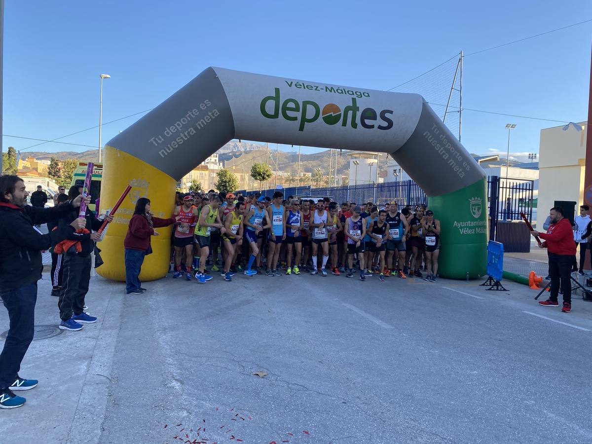 Fotos: ¿Estuviste en la VI Media Maratón de Vélez? Búscate en nuestra galería