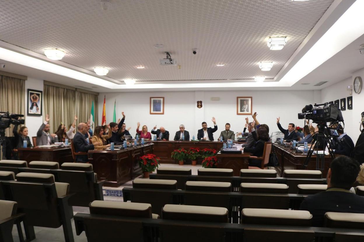 El pleno de Mijas dio esta semana el primer paso para el futuro del hospital. :: sur