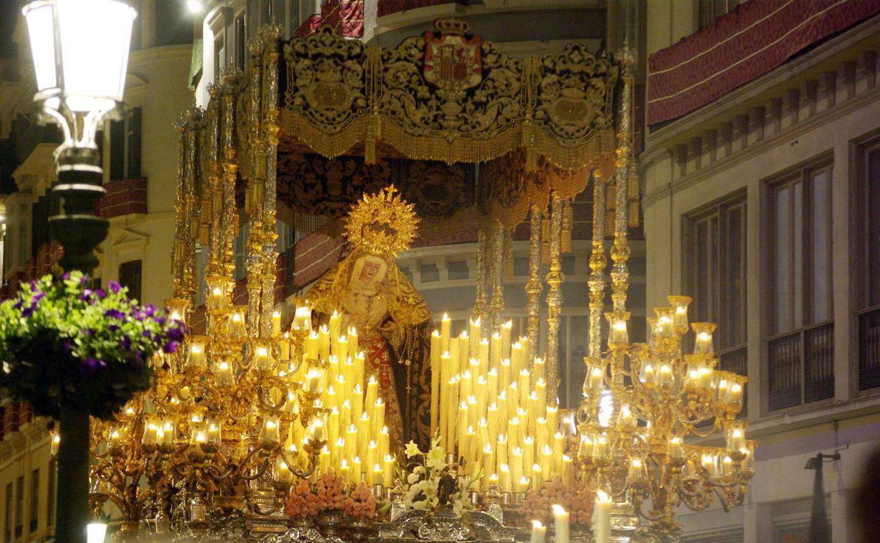 Virgen de los Dolores Coronada de la Archicofradía de la Expiración. 