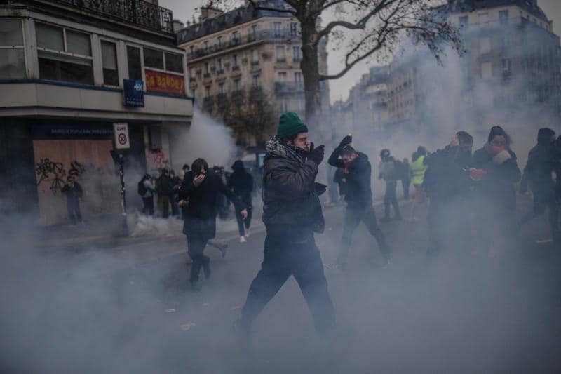 Fotos: Las calles francesas retumban contra Macron