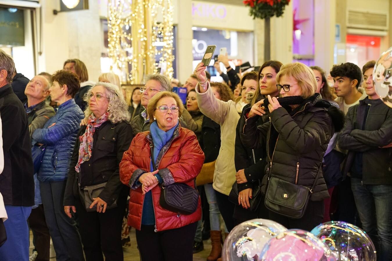 Miles de personas han asistido ya al espectáculo de luces del Centro de Málaga