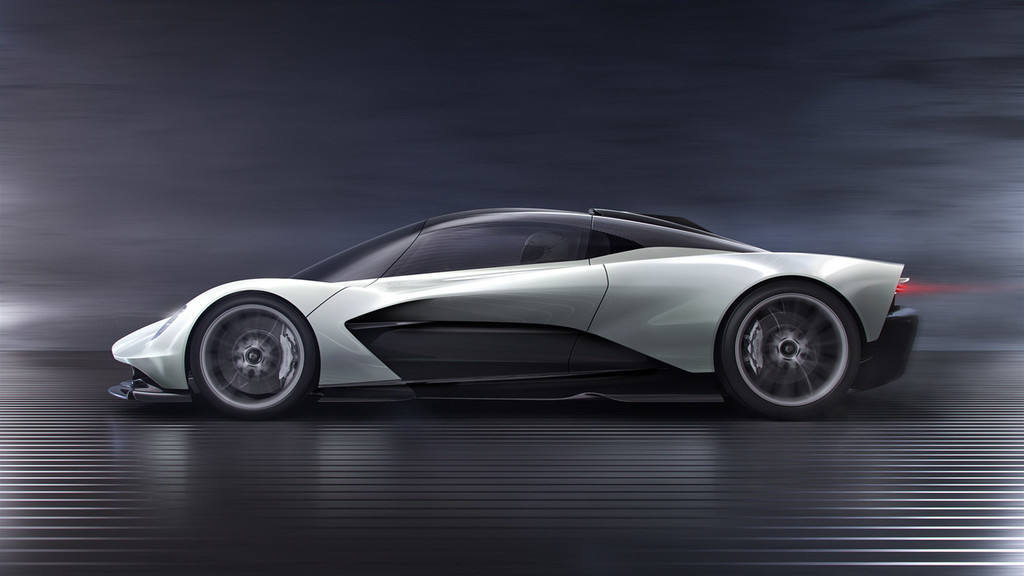 Aston Martin: comenzará en 2020 la comercialización de su primer SUV, el DBX; del modelo V8 Vantage Roadster; y de su primer coche eléctrico, Rapide E.