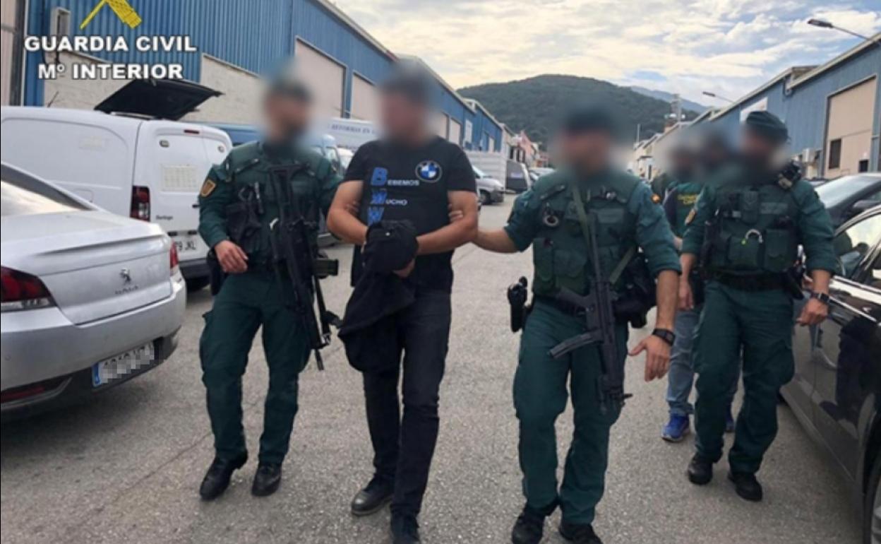 Detenido «El señor del puerto», el hombre al que los grandes narcos recurrían para sacar cocaína de Algeciras