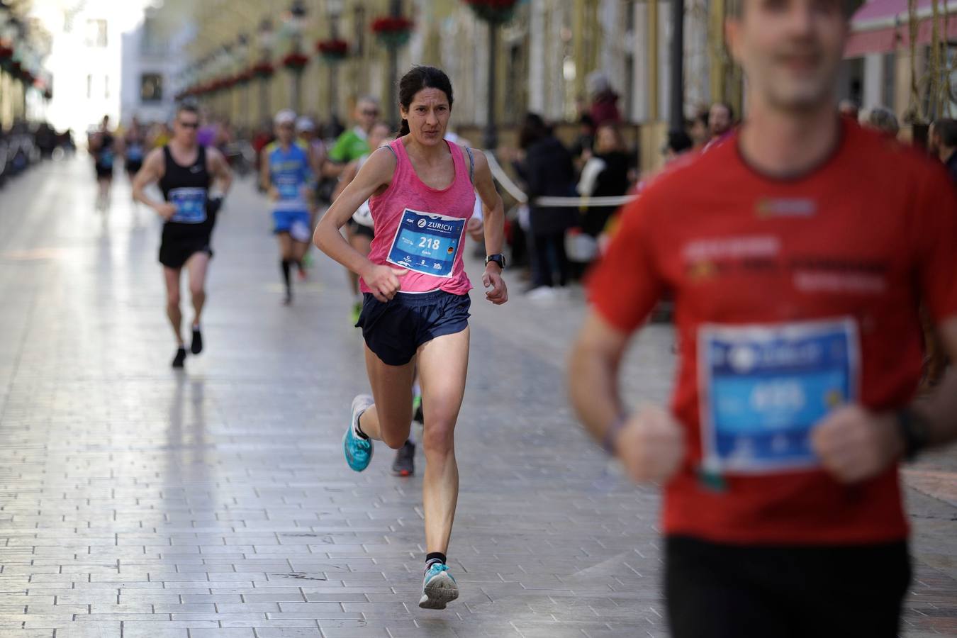 Los corredores, en calle Larios