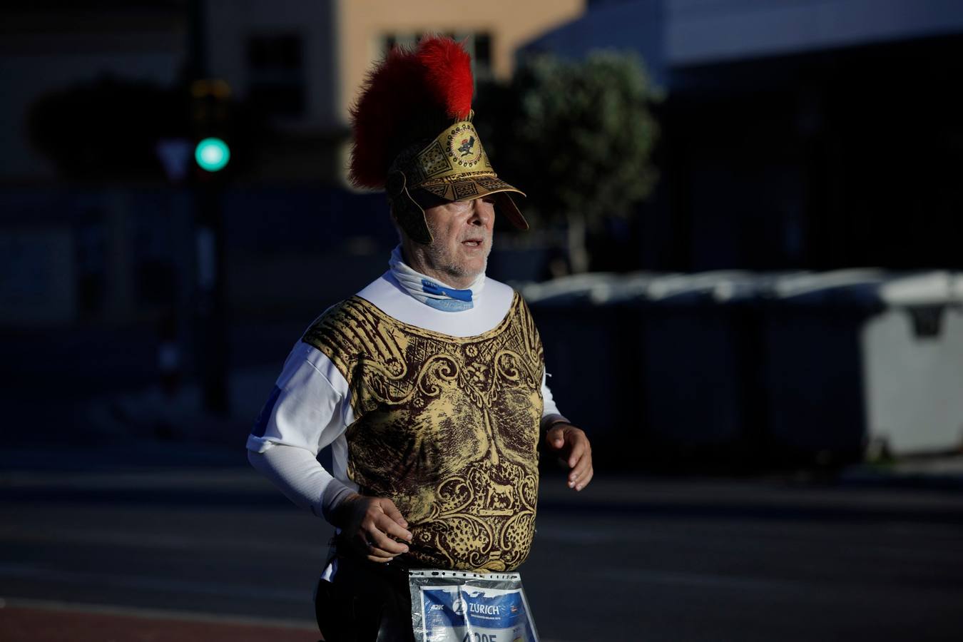 En la imagen, los corredores, en calle Princesa