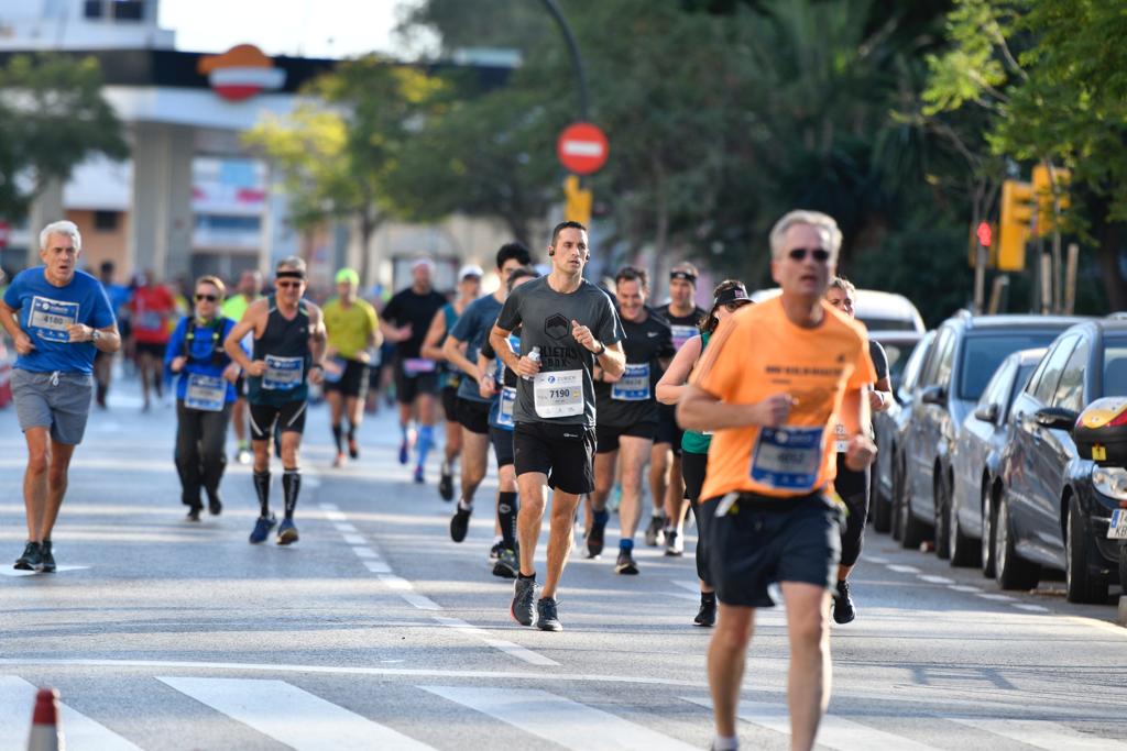 4.200 corredores han participado en la prueba este domingo.