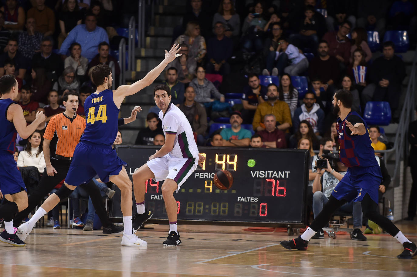 Los cajistas asaltan el Palau Blaugrana, una cancha en la que no había ganado otro equipo de Liga Endesa esta temporada