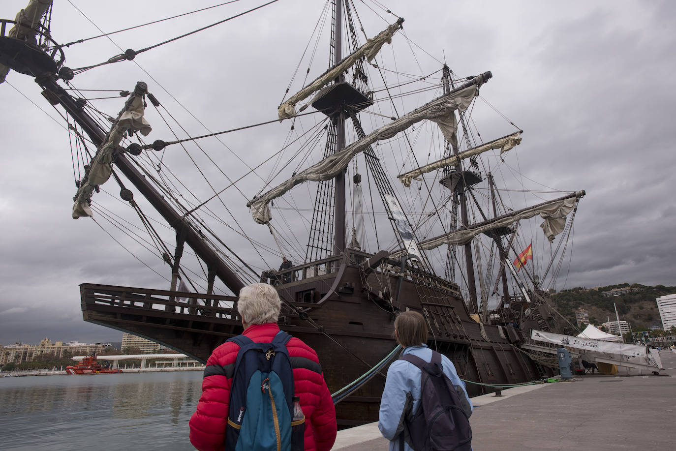 El navío ya está atracado en el Muelle Uno del Puerto, donde estará hasta el próximo 12 de enero y podrá visitarse