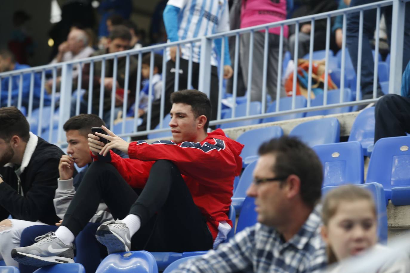 Espectadores este sábado en La Rosaleda 