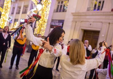 Imagen secundaria 1 - Villancico verdial para las luces de Larios