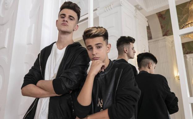 Nau y Adexe en una imagen promocional del último disco. 