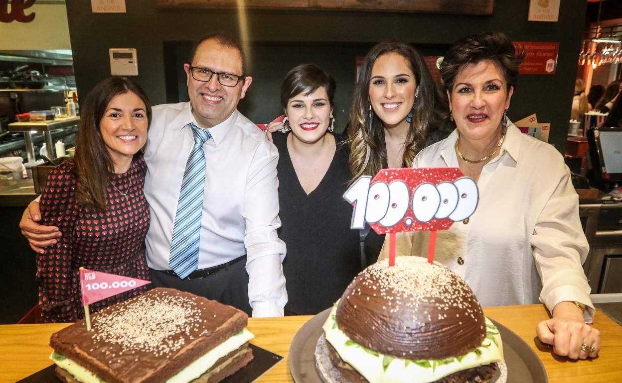 Arantxa Tapias, José Alberto Vallejo, Mariana e Irene Callejo Garrido e Irene Garrido. 