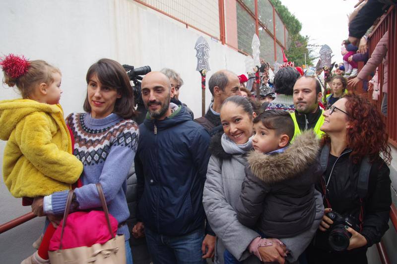 Los Reyes han paseado en camello por el barrio. 