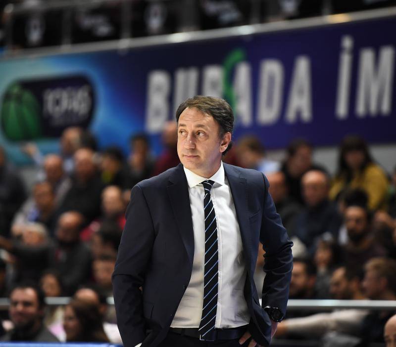 El equipo de Luis Casimiro cae derrotado en su visita al Tofas. 