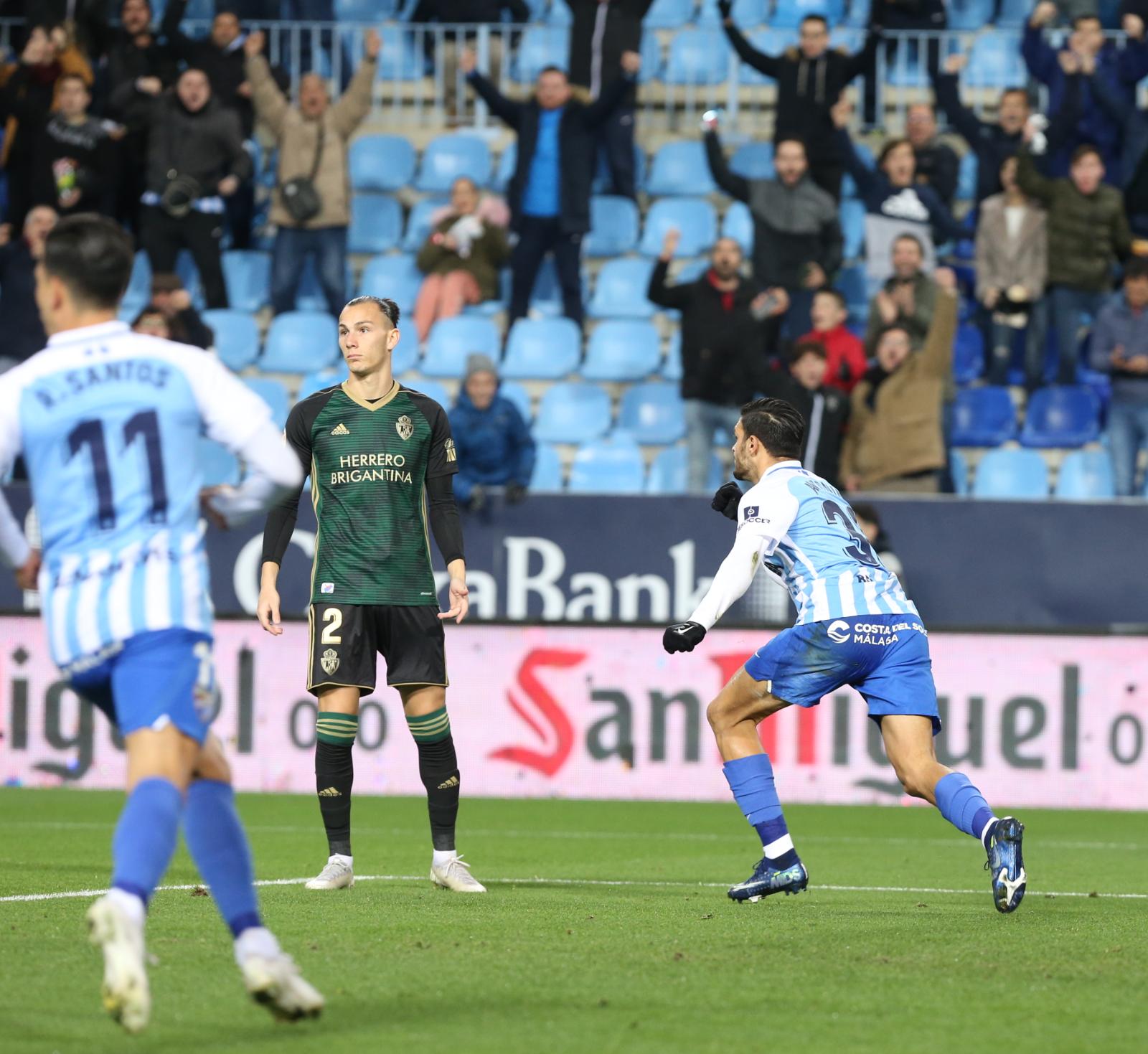 El nuevo entrenador, Sergio Pellicer, debutaba en La Rosaleda