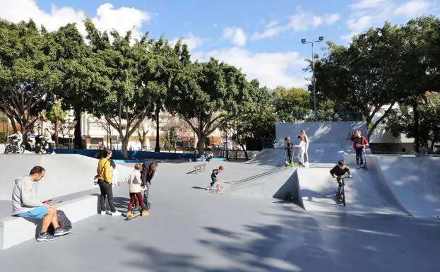 Skate park de la zona norte del Parque Arroyo de la Represa en Marbella.