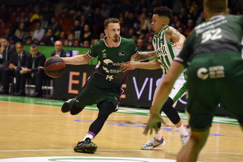 Paliza de los cajistas al Betis (63-88)