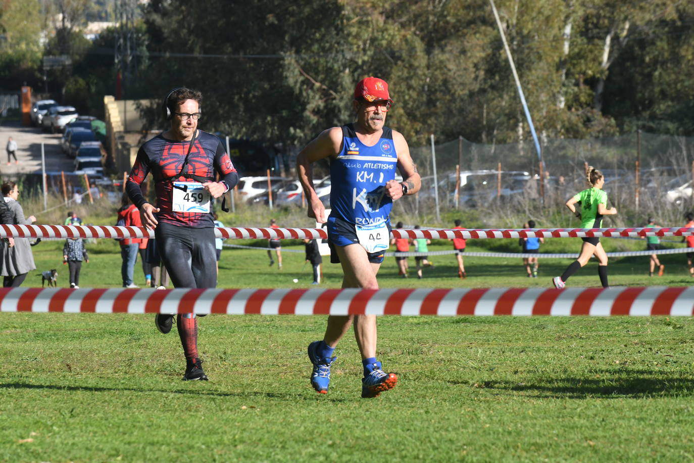 Unos 500 corredores participaron en la prueba del Circuito de Campo a Través de la Diputación de Málaga, en la que Cristian Benítez y Jalaba Enni se alzaron como ganadores.