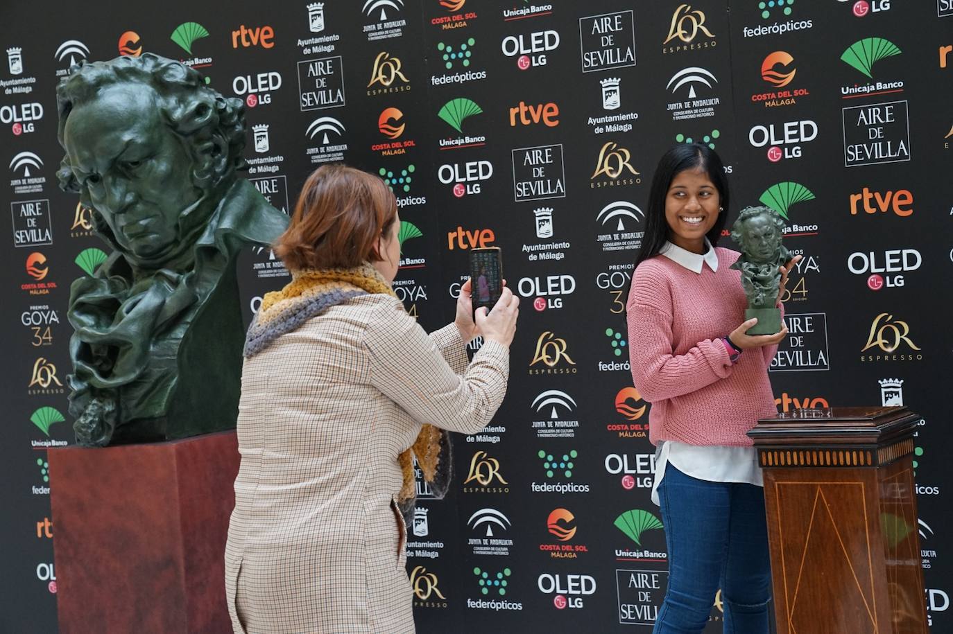 Fotos: Fotografíate con la estatuilla de los Goya en el Ayuntamiento de Málaga hasta el 24 de enero