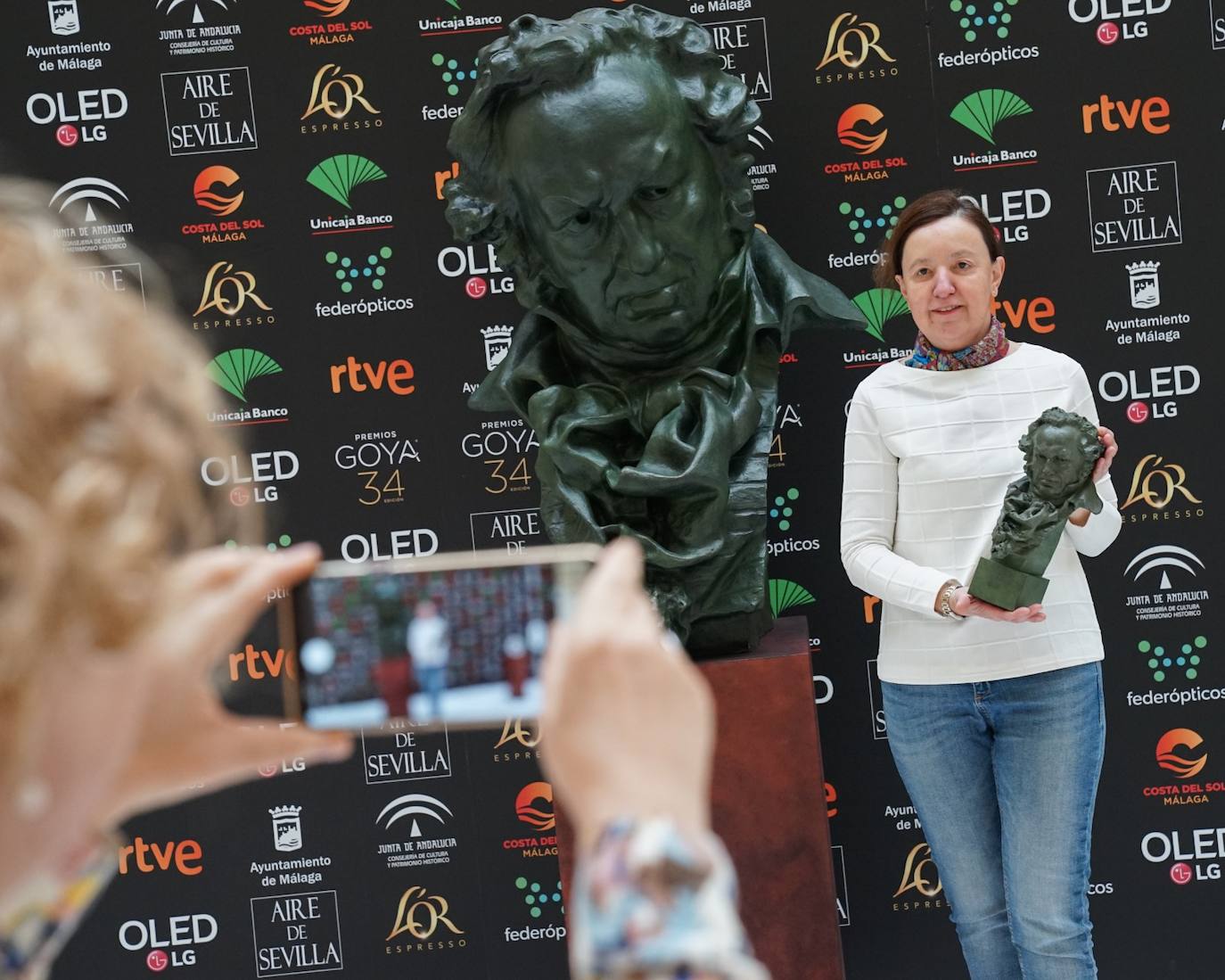 Fotos: Fotografíate con la estatuilla de los Goya en el Ayuntamiento de Málaga hasta el 24 de enero