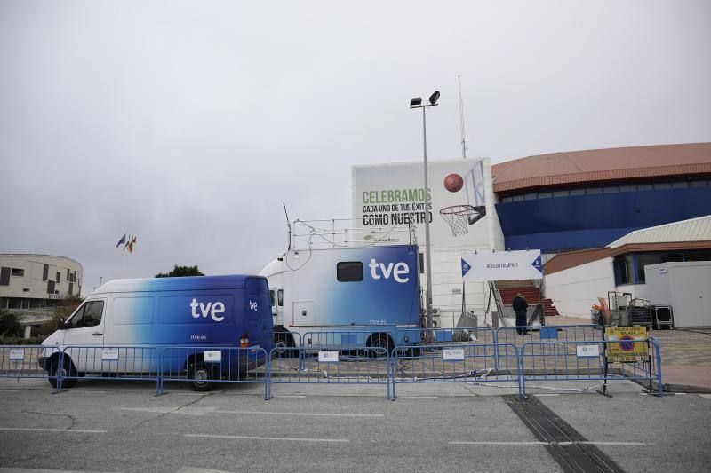 Preparativos para la gala, ayer en el Martín Carpena 