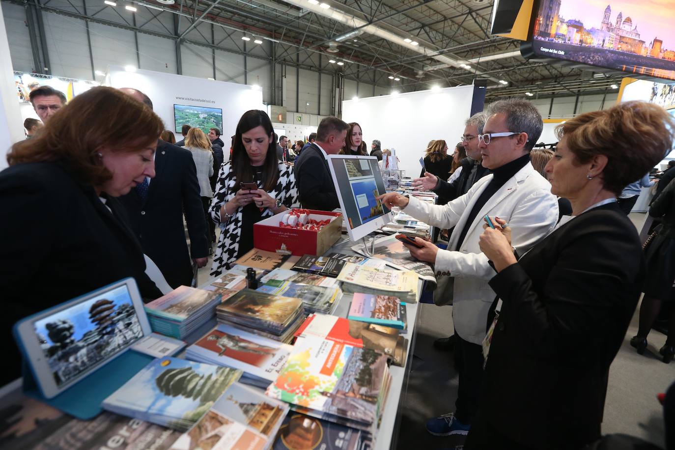 La Reina Letizia inaugura la 40.º edición de la Feria Internacional de Turismo en Madrid