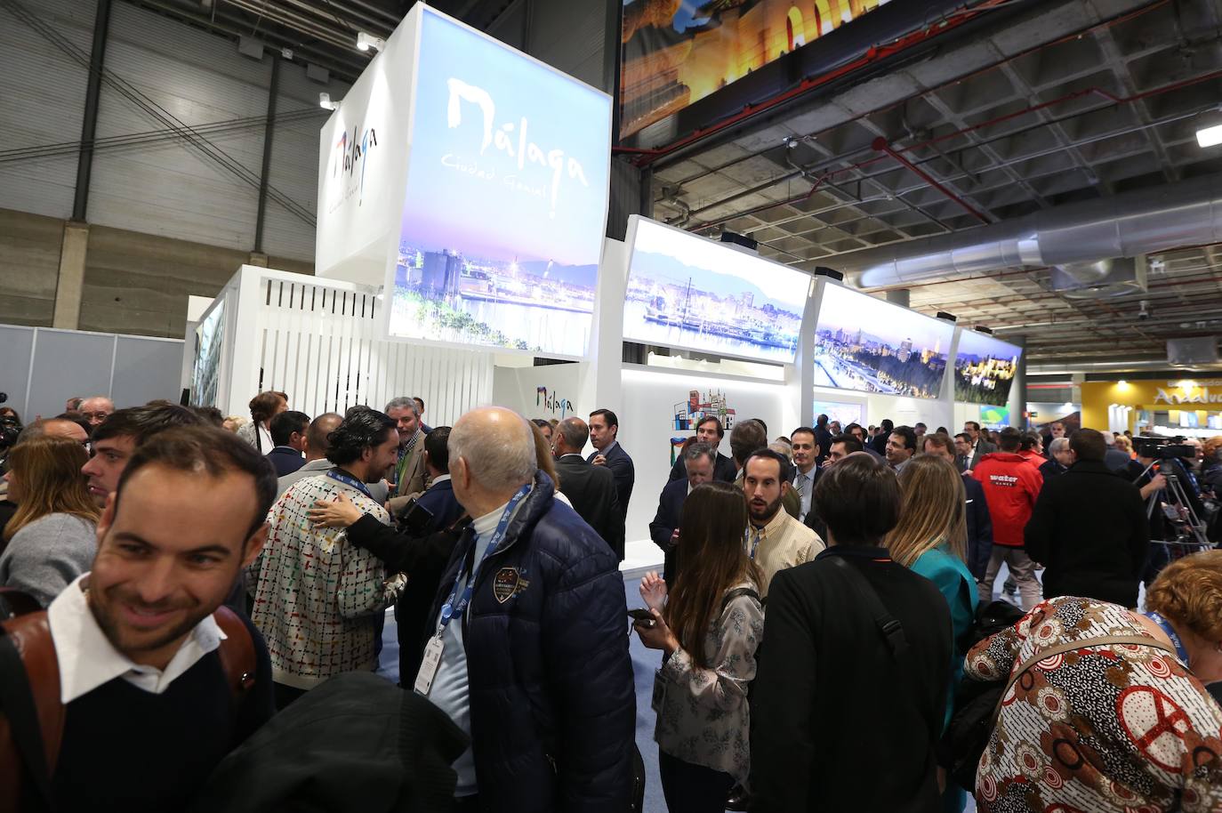 La Reina Letizia inaugura la 40.º edición de la Feria Internacional de Turismo en Madrid