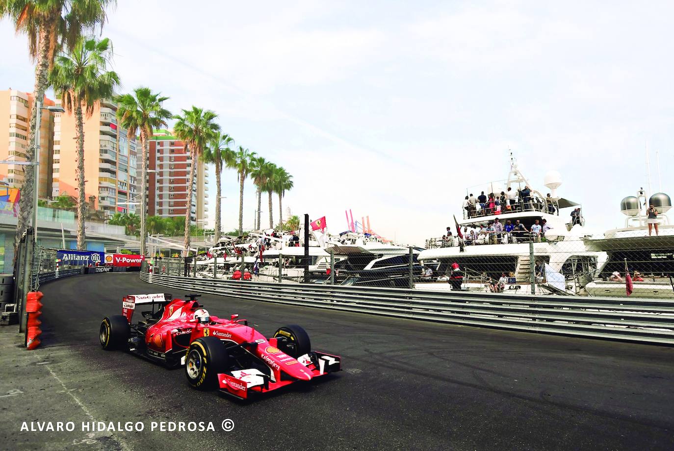 Uno de los tramos del circuito de carreras en el Muelle Uno. 