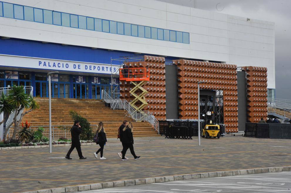 Preparativos para la gala en el Martín Carpena 