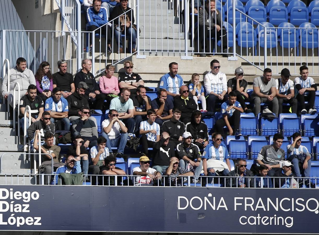 Las mejores imágenes de los aficionados que asistieron al Málaga.Mirandés (2-2)