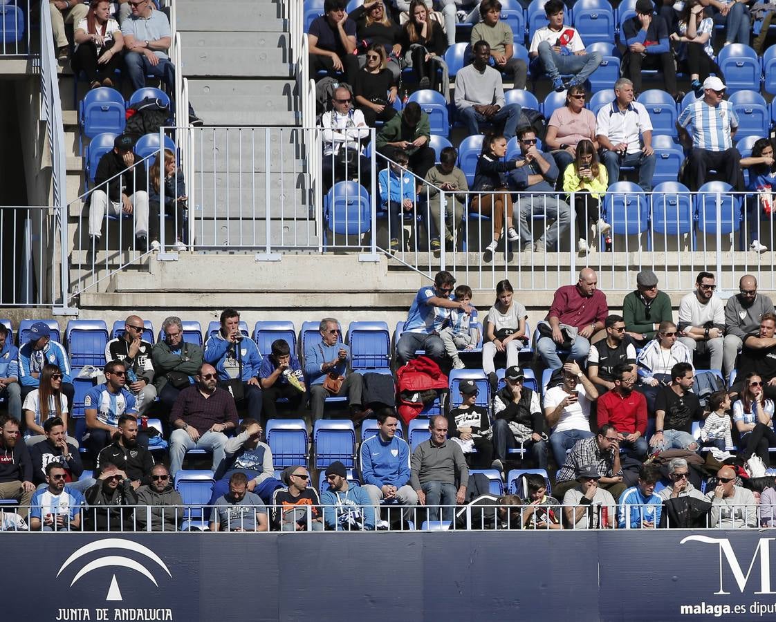 Las mejores imágenes de los aficionados que asistieron al Málaga.Mirandés (2-2)