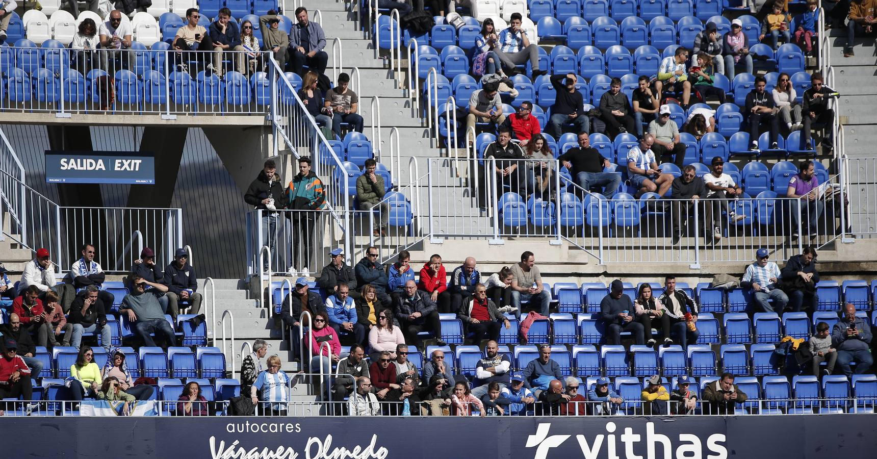 Las mejores imágenes de los aficionados que asistieron al Málaga.Mirandés (2-2)