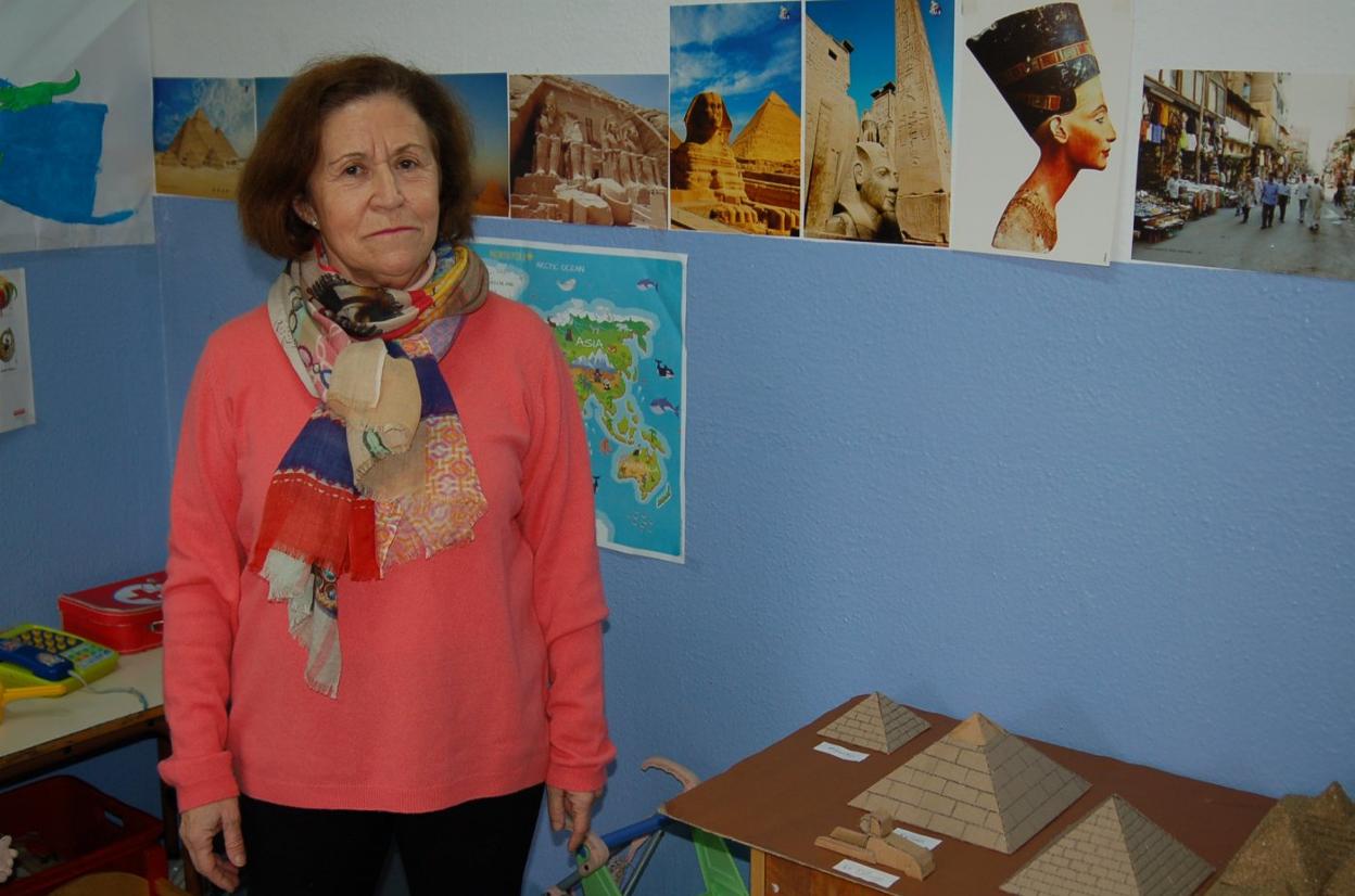 Marcela ha visto como ha ido creciendo el colegio Vicente Aleixandre en sus 21 años en el centro. 