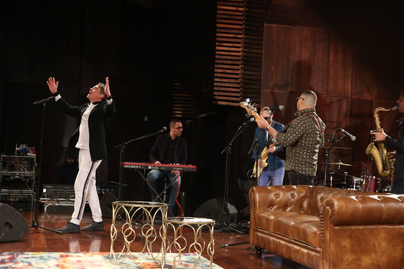 Unos 900 invitados asisten al acto, celebrado en el Palacio de Ferias de Málaga. 