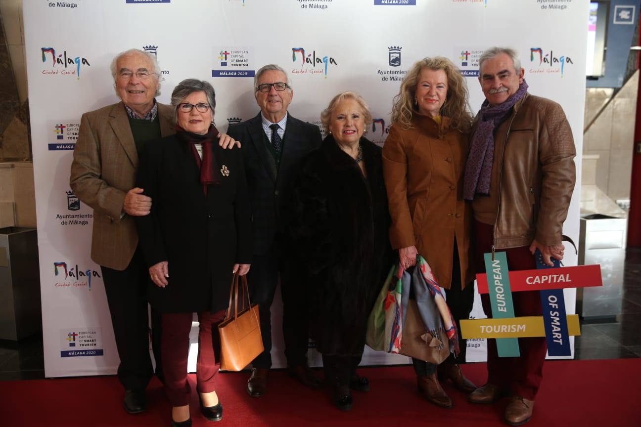 Unos 900 invitados asisten al acto, celebrado en el Palacio de Ferias de Málaga. 