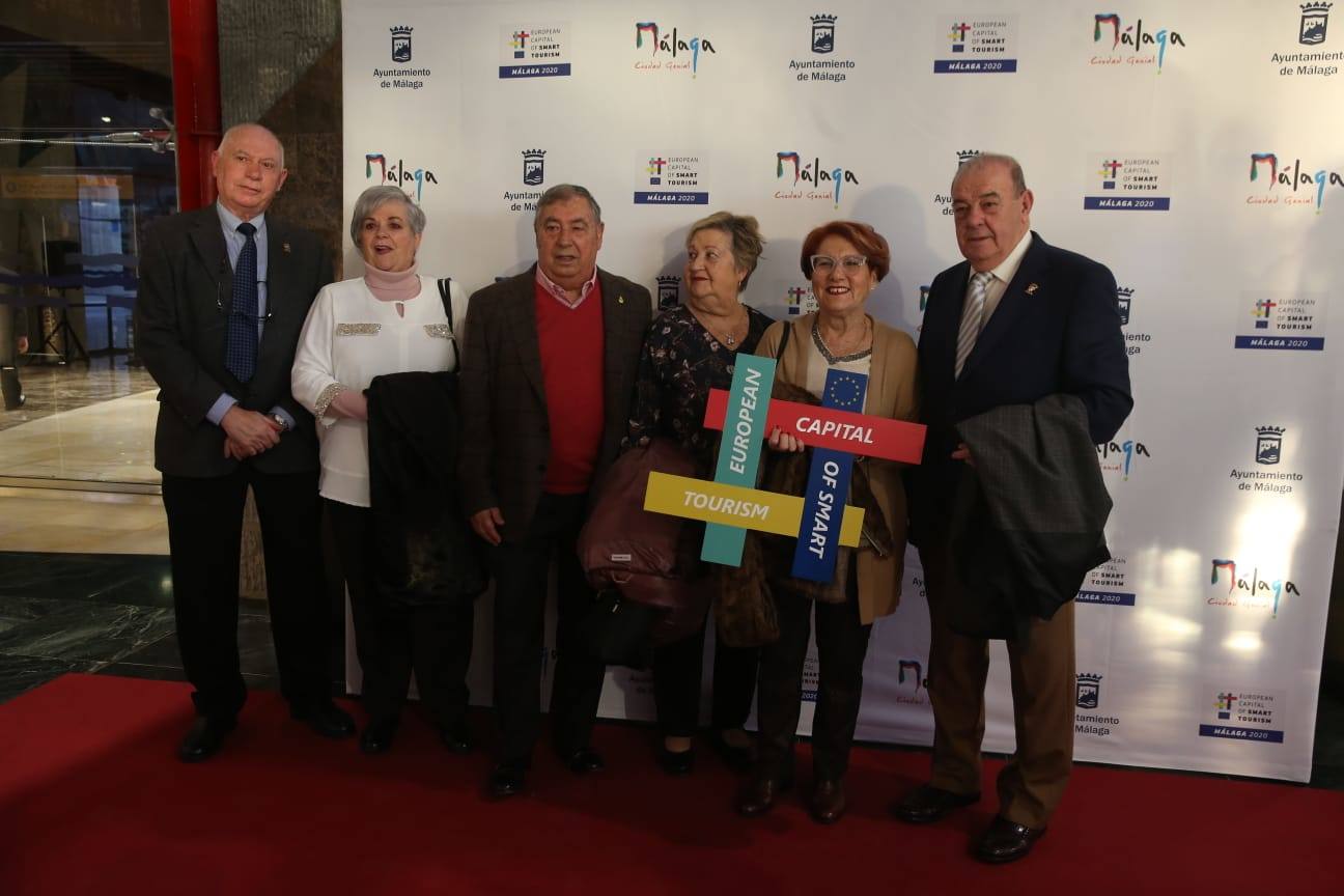 Unos 900 invitados asisten al acto, celebrado en el Palacio de Ferias de Málaga. 