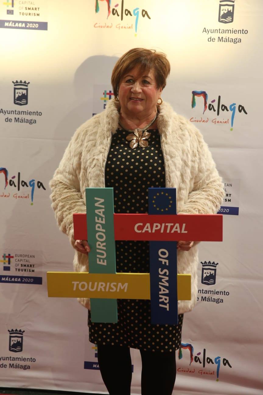 Unos 900 invitados asisten al acto, celebrado en el Palacio de Ferias de Málaga. 